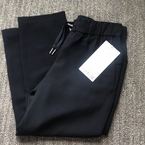 Brand New Lululemon On The Fly Crop *Woven